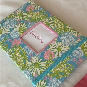 Lilly Pulitzer photo album 🦀 crabs